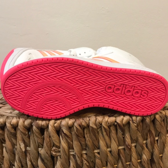 SOLD! ADIDAS BRAND NEW Tennis Shoes with tag - Picture 6 of 8